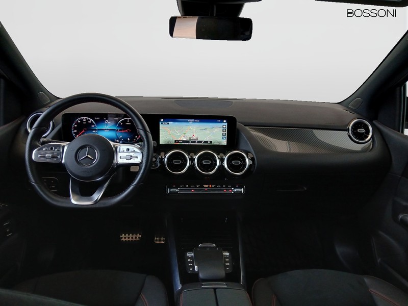 13 - Mercedes Classe B 180 d premium 8g-dct