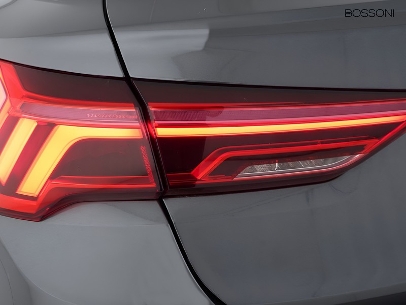 7 - Audi Q3 sportback 35 1.5 tfsi evo2 s line edition s tronic