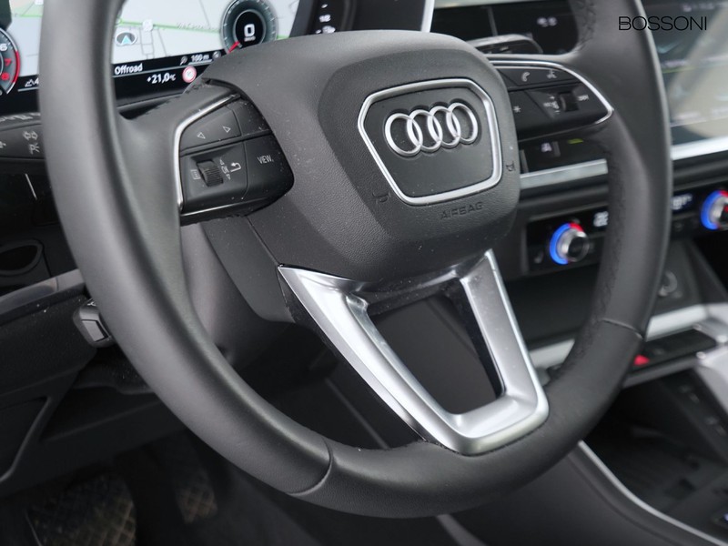 25 - Audi Q3 sportback 35 1.5 tfsi evo2 s line edition s tronic