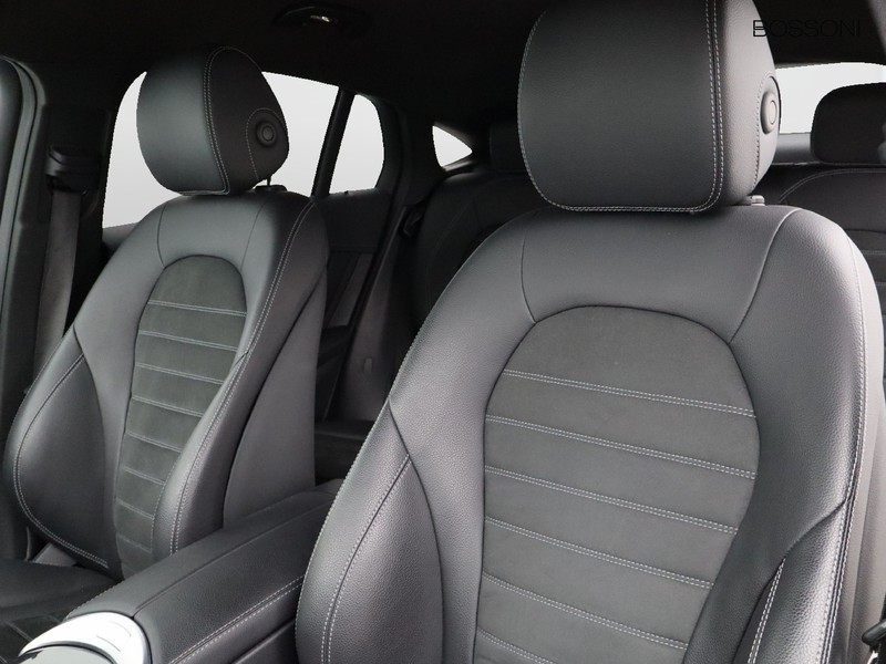 7 - Mercedes GLC coupe 300 de plug in hybrid (de eq-power) premium 4matic 9g-tronic plus
