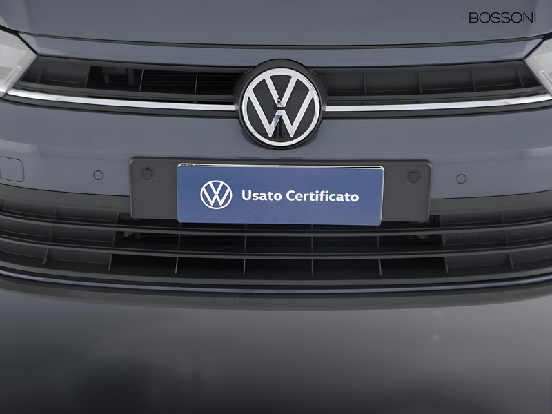 13 - Volkswagen Polo 1.0 tsi 95cv life