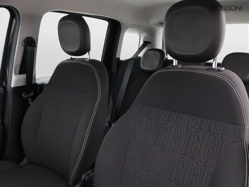 7 - Fiat Panda 1.0 firefly hybrid 70cv s&s 5p.ti