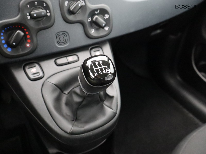 13 - Fiat Panda 1.0 firefly hybrid 70cv s&s 5p.ti