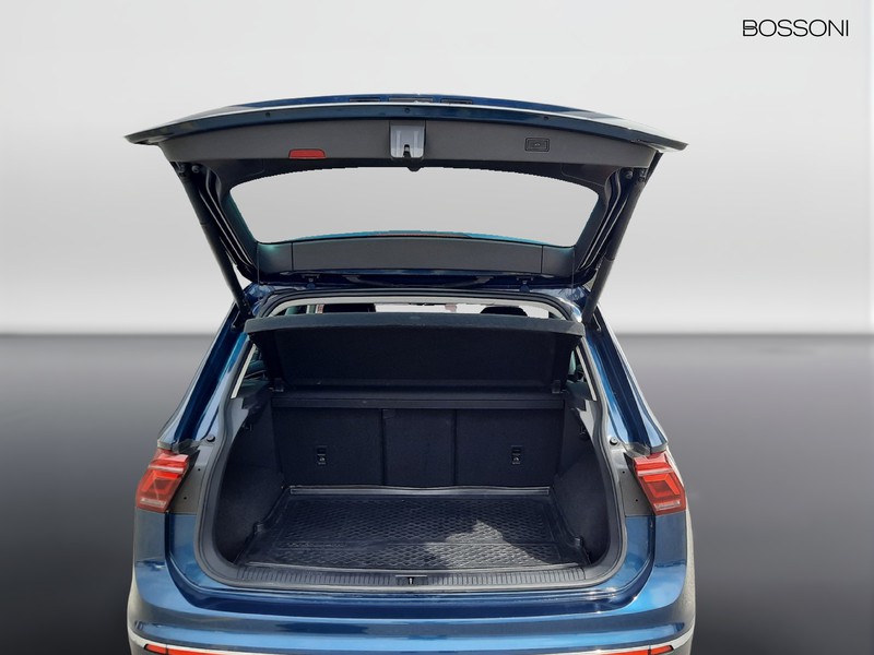19 - Volkswagen Tiguan 2.0 tdi scr 150cv elegance dsg