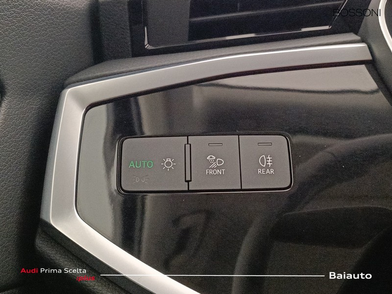 19 - Audi Q3 sportback 45 1.4 tfsi e business plus s tronic