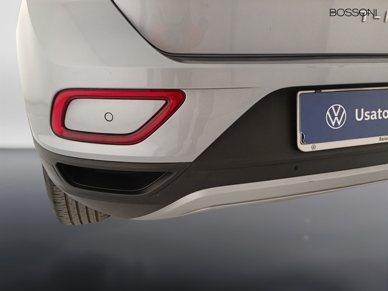 25 - Volkswagen T-Roc 1.0 tsi 110cv life