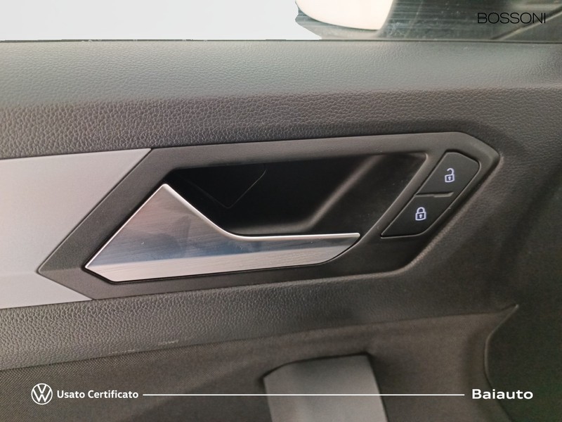 19 - Volkswagen T-Roc 1.5 tsi act edition plus dsg