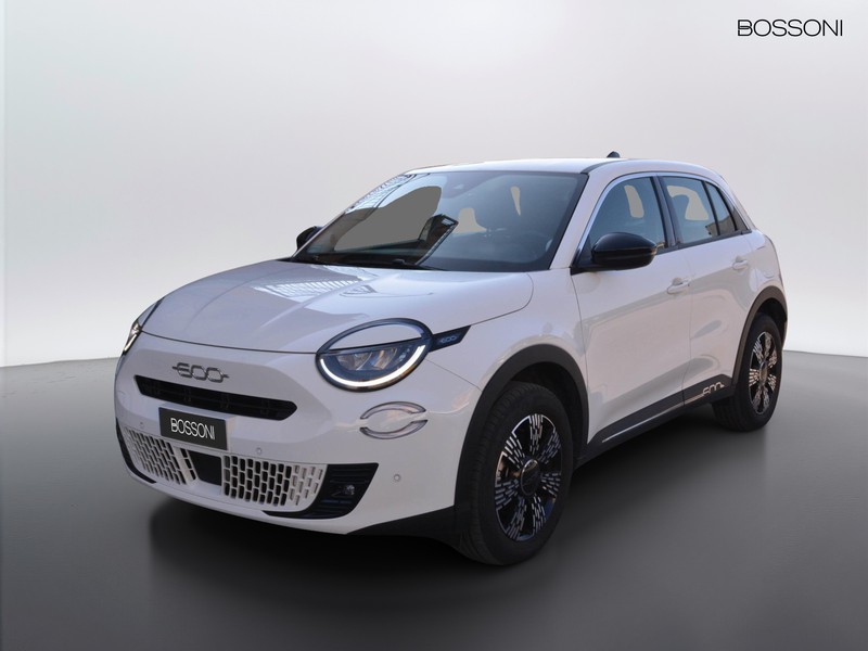 1 - Fiat 600 1.2 hybrid 145cv edct
