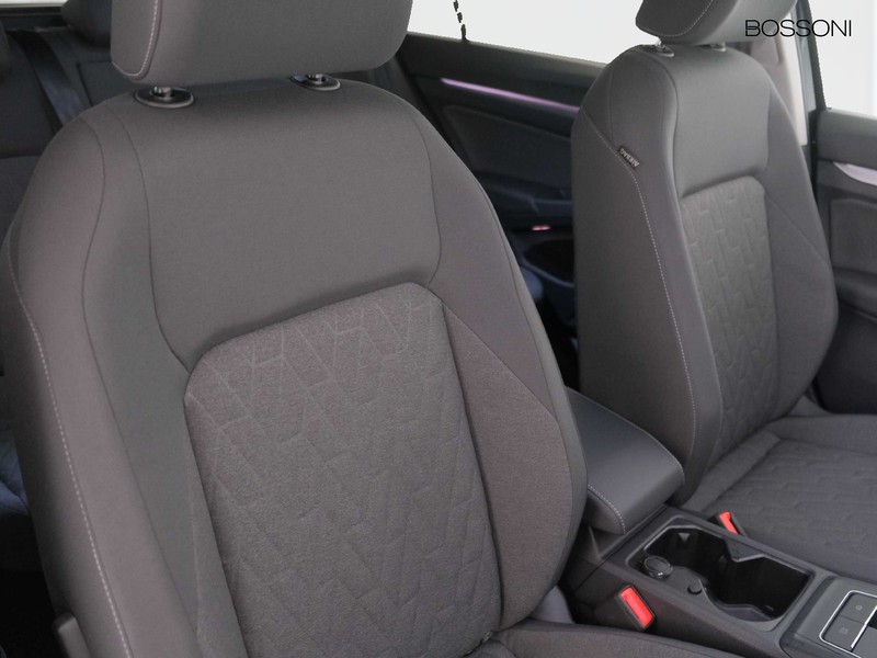 31 - Volkswagen Golf variant 2.0 tdi scr 115cv edition plus