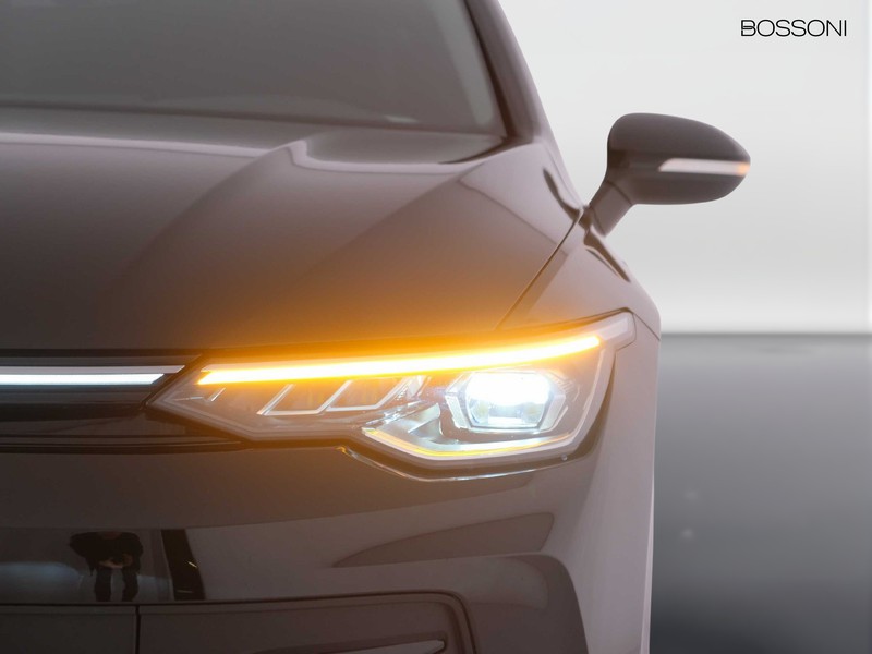 43 - Volkswagen Golf variant 2.0 tdi scr 115cv edition plus