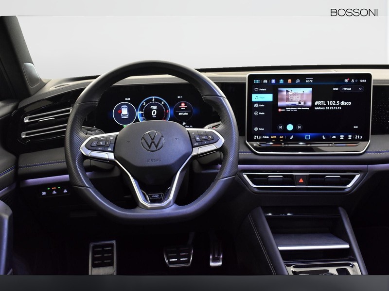 7 - Volkswagen Tiguan 2.0 tdi scr 150cv r-line dsg