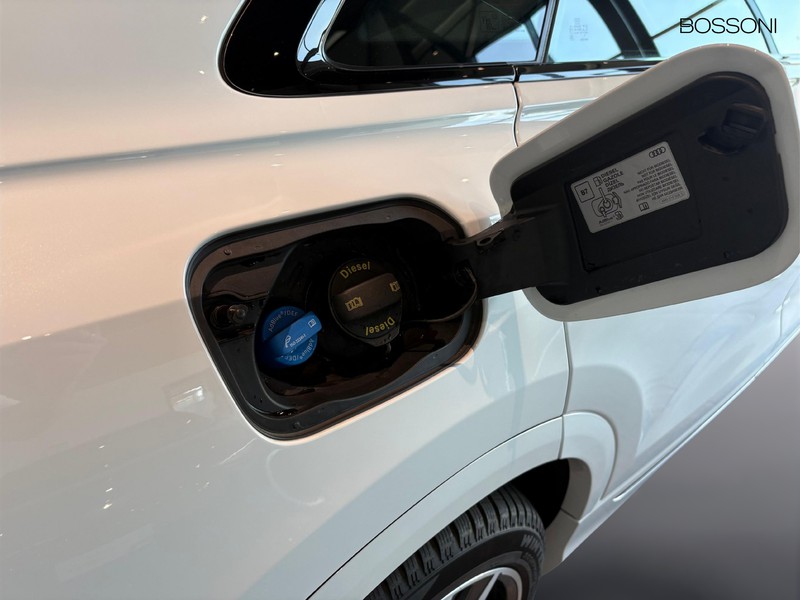 25 - Audi SQ8 s4.0 v8 tdi mhev quattro tiptronic
