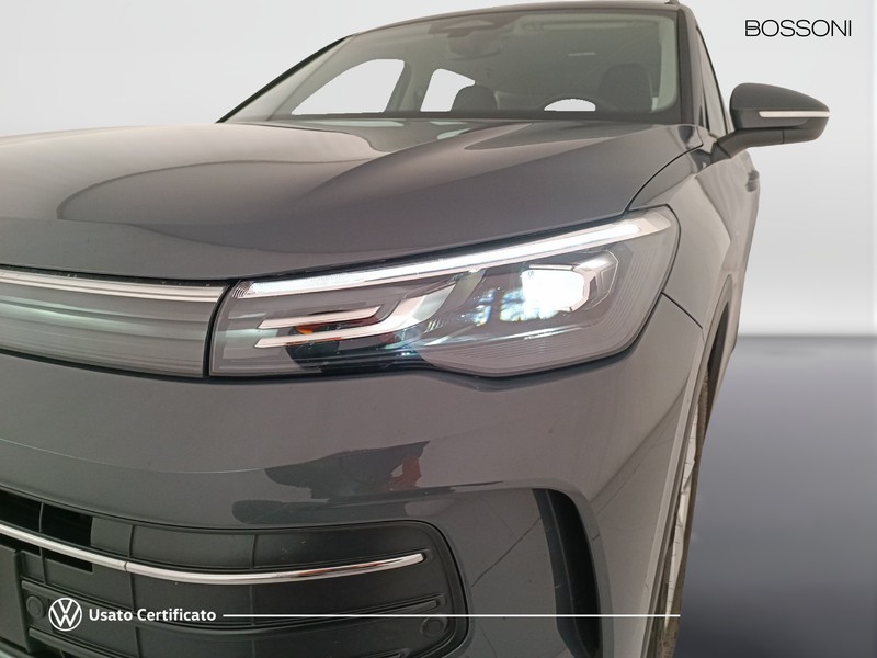 25 - Volkswagen Tiguan 2.0 tdi scr 150cv life dsg