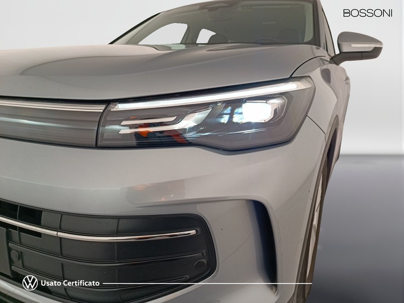 25 - Volkswagen Tiguan 2.0 tdi scr 150cv life dsg