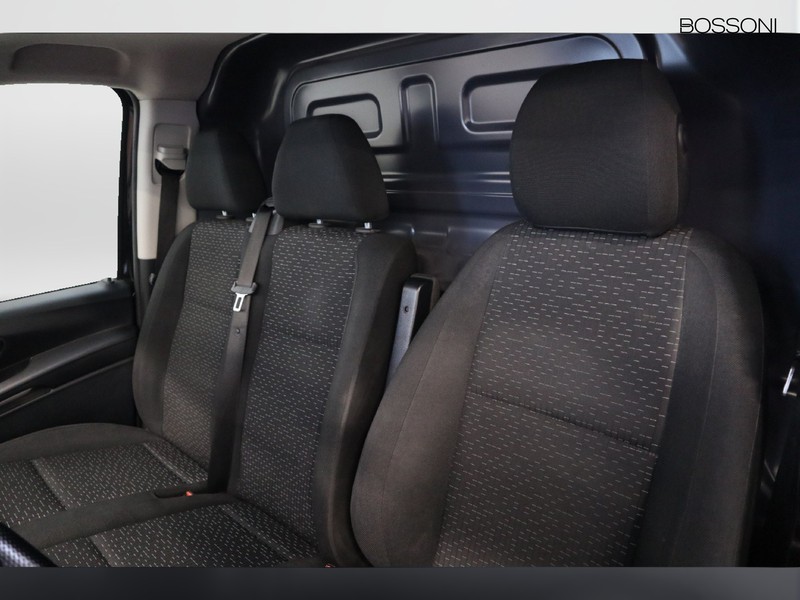 7 - Mercedes Vans Vito 116 cdi long pro auto my20