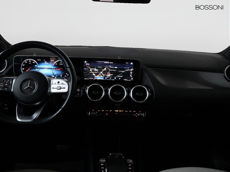 13 - Mercedes Classe B 180 d premium 7g-dct