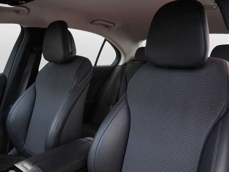 7 - Mercedes Classe C berlina 200 d mild hybrid advanced 9g-tronic