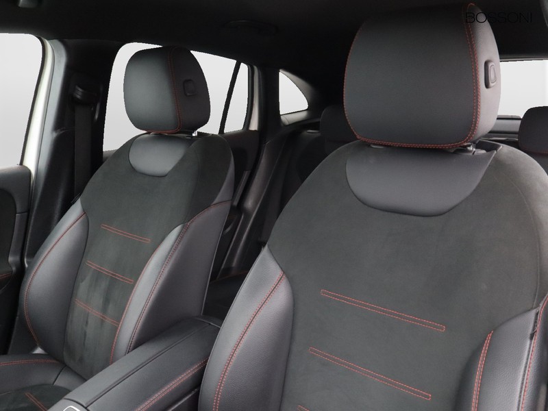 7 - Mercedes GLA 200 d amg line advanced plus 8g-dct