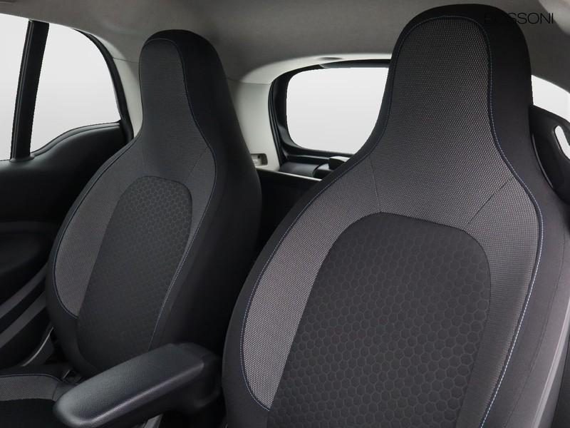 7 - Smart Fortwo coupe eq passion my19