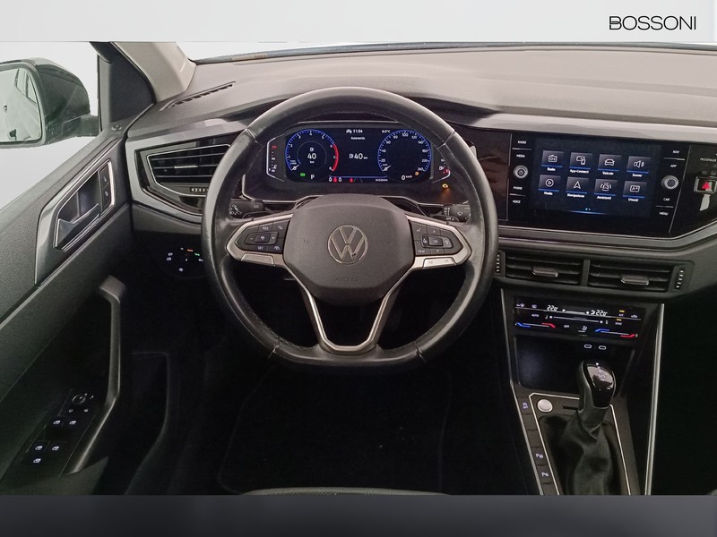 7 - Volkswagen Polo 1.0 tsi 110cv style dsg