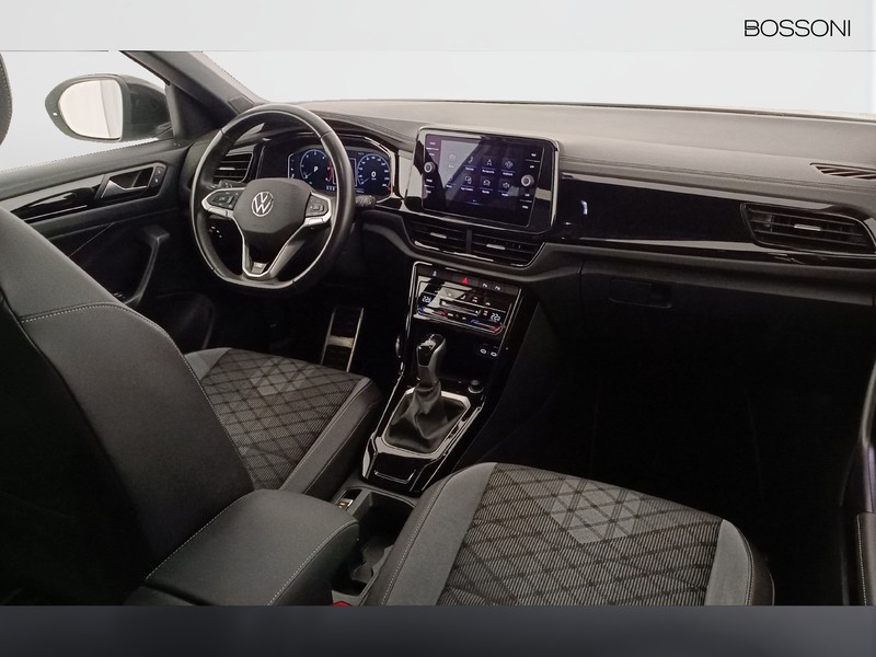 7 - Volkswagen T-Roc 2.0 tdi scr 150cv r line dsg