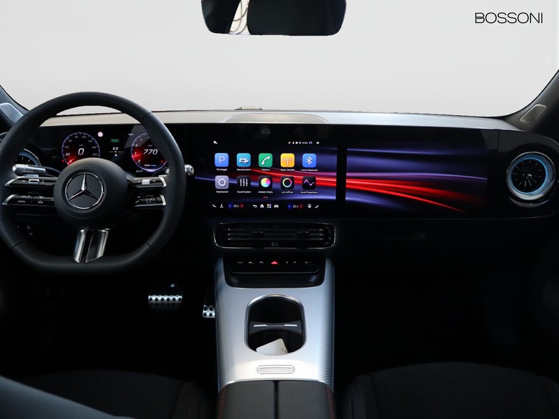 13 - Mercedes CLA 220 premium 4matic auto