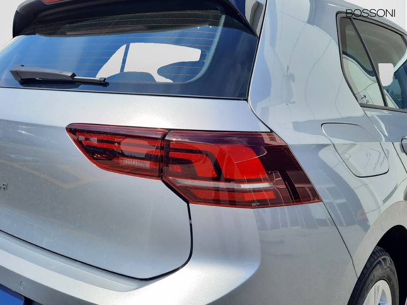 25 - Volkswagen Golf 2.0 tdi scr 115cv life
