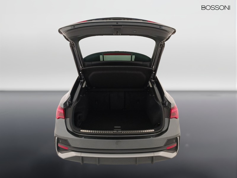 31 - Audi Q3 sportback 35 2.0 tdi s line edition s tronic
