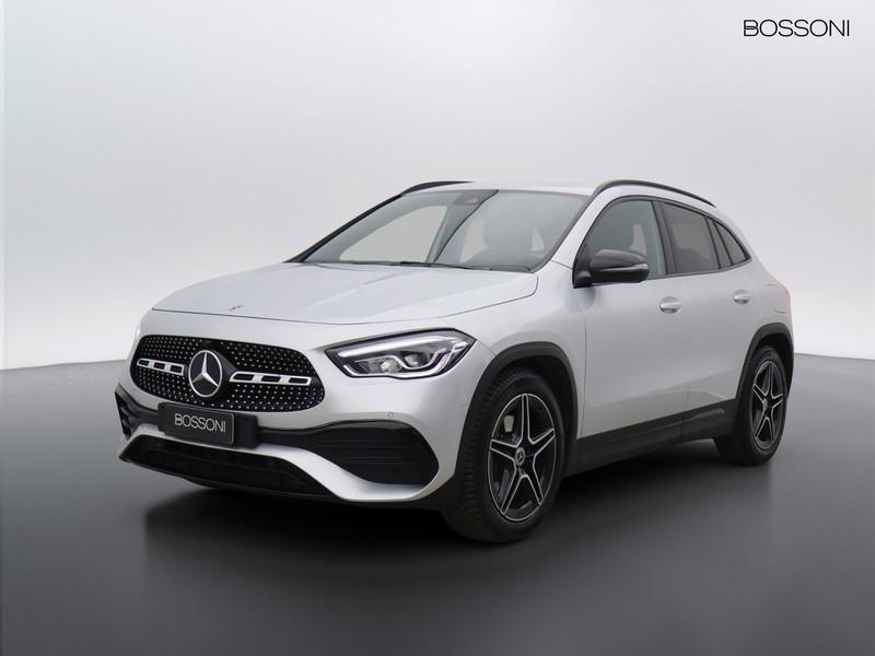 1 - Mercedes GLA 200 d premium 4matic 8g-dct