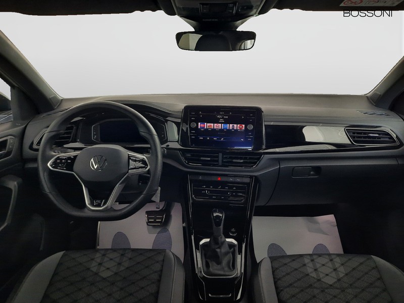 7 - Volkswagen T-Roc 1.5 tsi act r line dsg