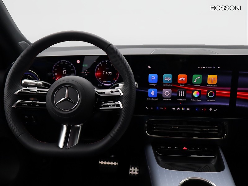 13 - Mercedes GLB 220 premium 4matic 8g-edct 7p.ti