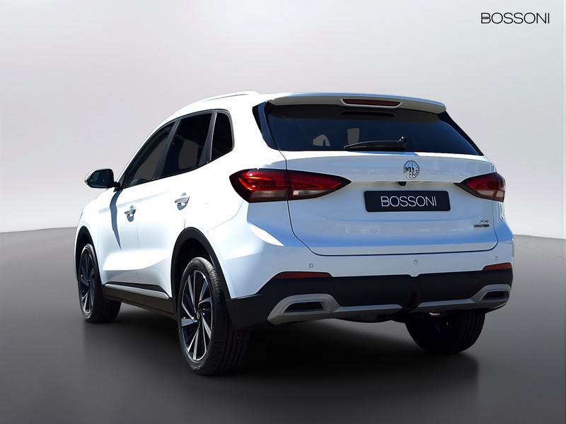 7 - Mg ZS 1.5 hybrid+ luxury auto