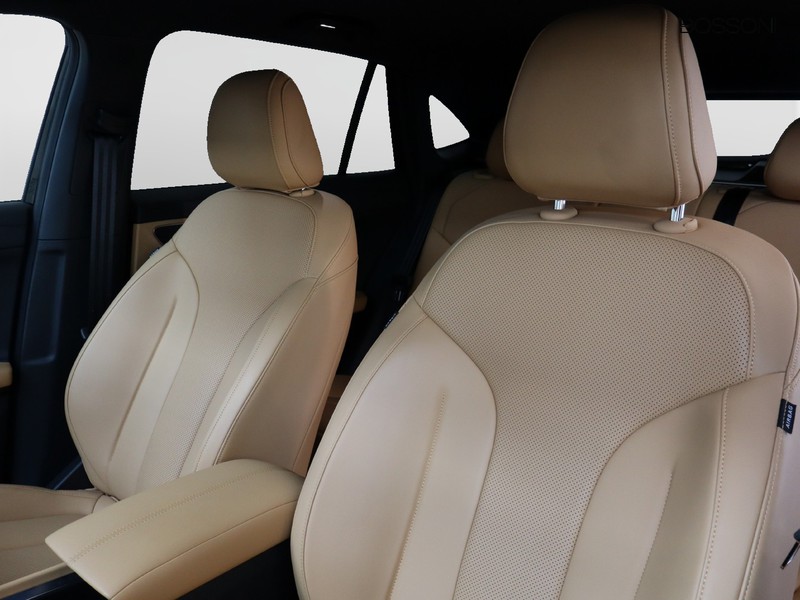 7 - Mg HS 1.5 phev luxury auto