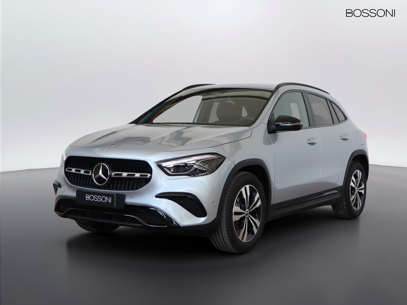 1 - Mercedes GLA 200 d progressive extra 8g-dct