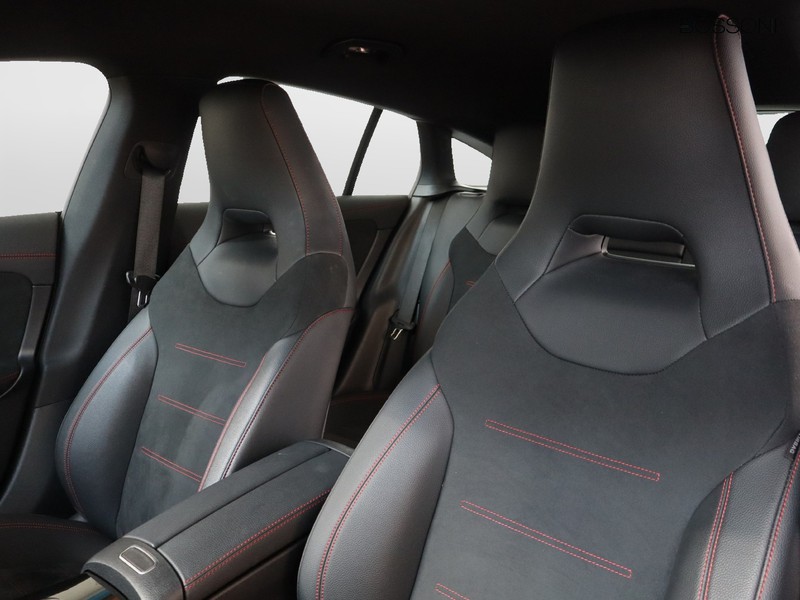 7 - Mercedes CLA shooting brake 200 d amg line advanced plus 8g-dct