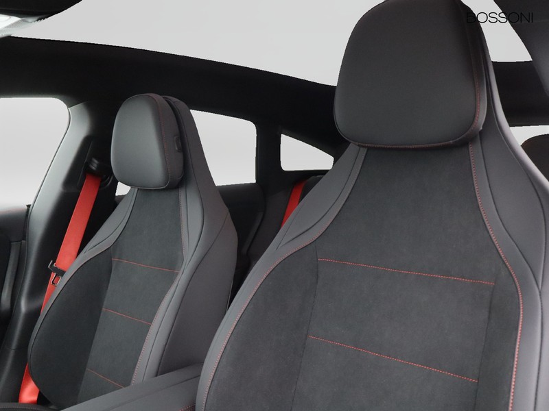7 - Mercedes CLA shooting brake 220 premium 4matic auto