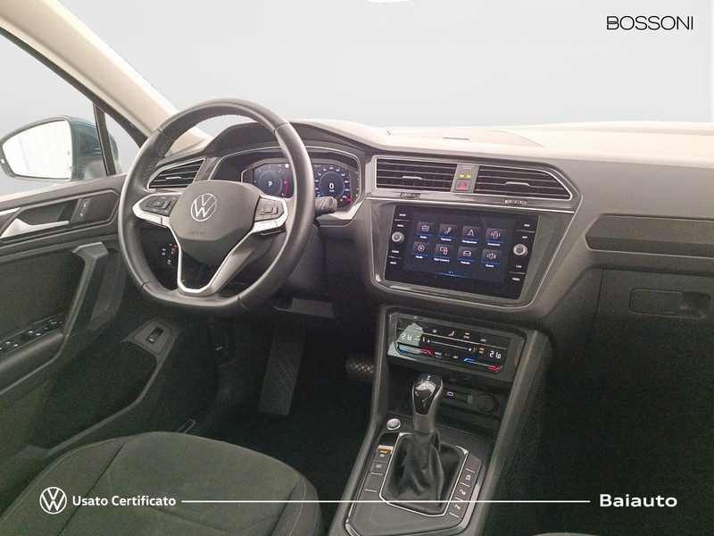 7 - Volkswagen Tiguan 2.0 tdi scr 150cv elegance dsg