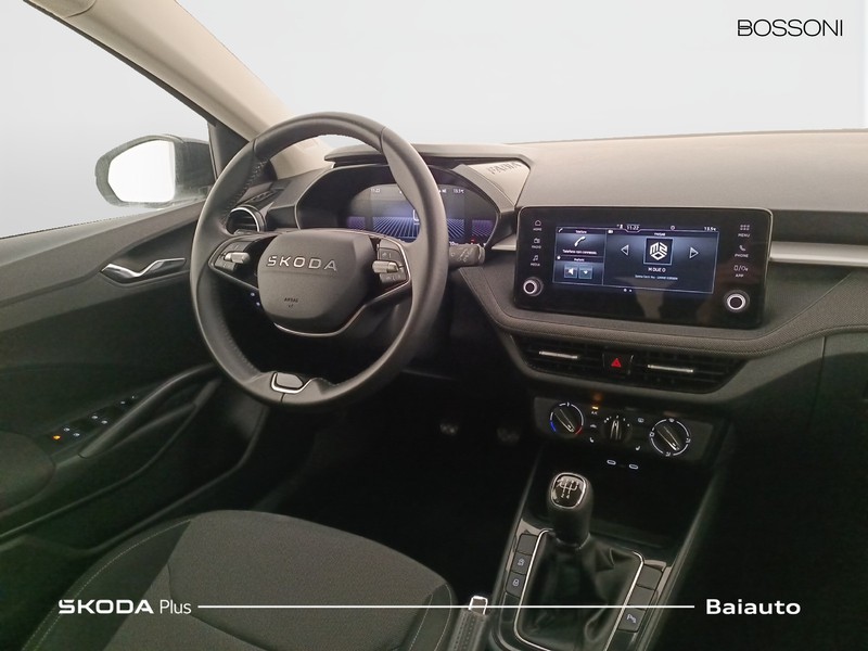 7 - Skoda Fabia 1.0 mpi 80cv selection