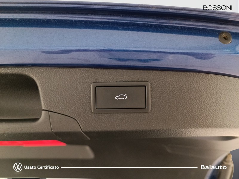 31 - Volkswagen Passat 2.0 tdi scr evo 150cv business dsg