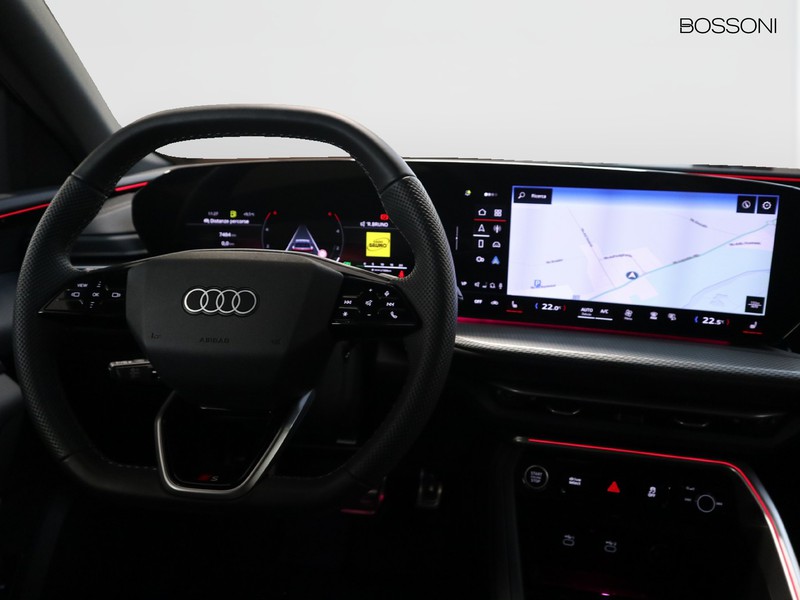 13 - Audi Q5 2.0 tdi mhev+ 204cv s line edition quattro s tronic