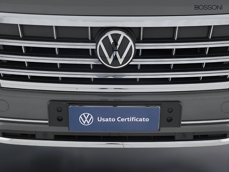 13 - Volkswagen Touareg 3.0 v6 tdi scr 231cv elegance 4motion tiptronic