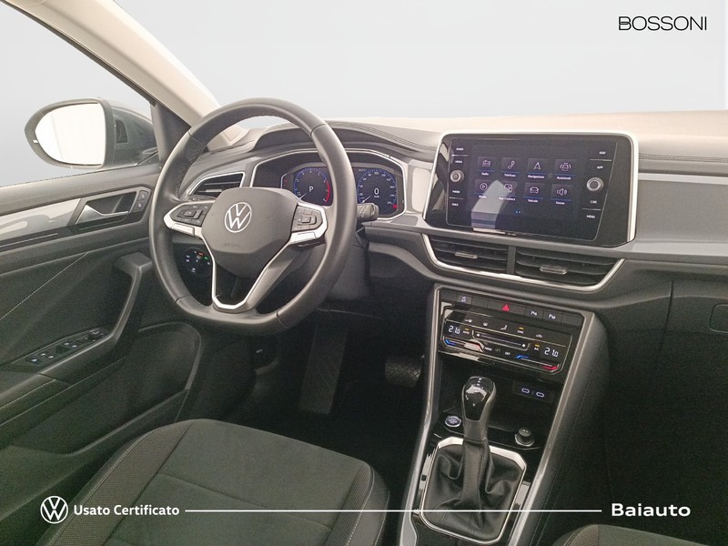 7 - Volkswagen T-Roc 1.5 tsi act style dsg