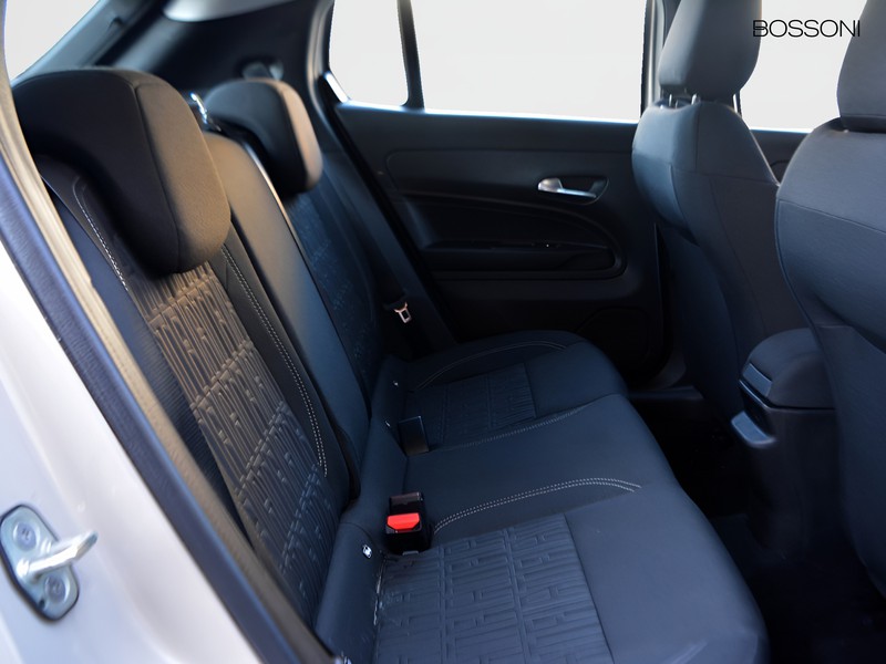 7 - Fiat 600 1.2 hybrid 145cv edct