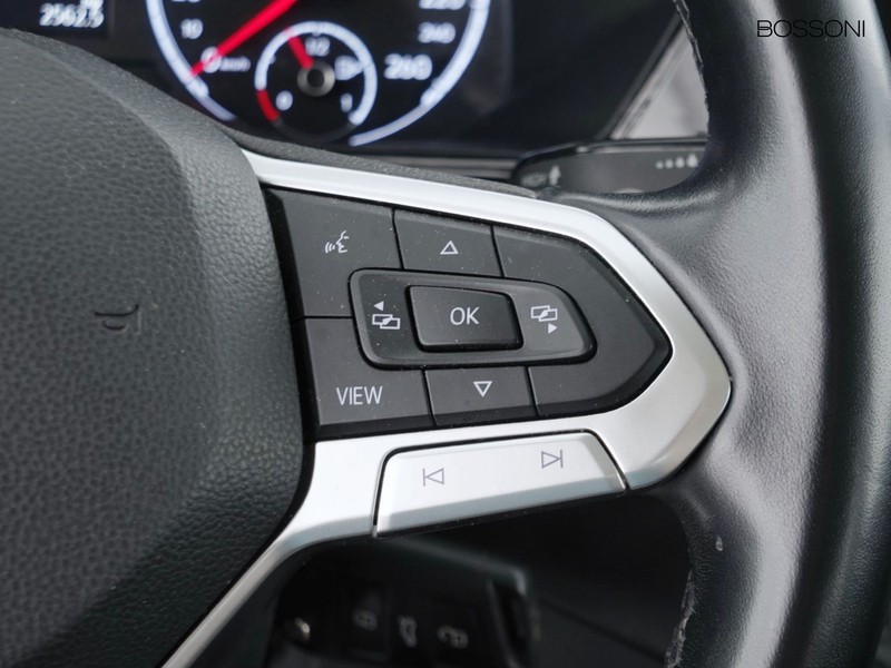 25 - Volkswagen T-Cross 1.6 tdi scr 95cv style