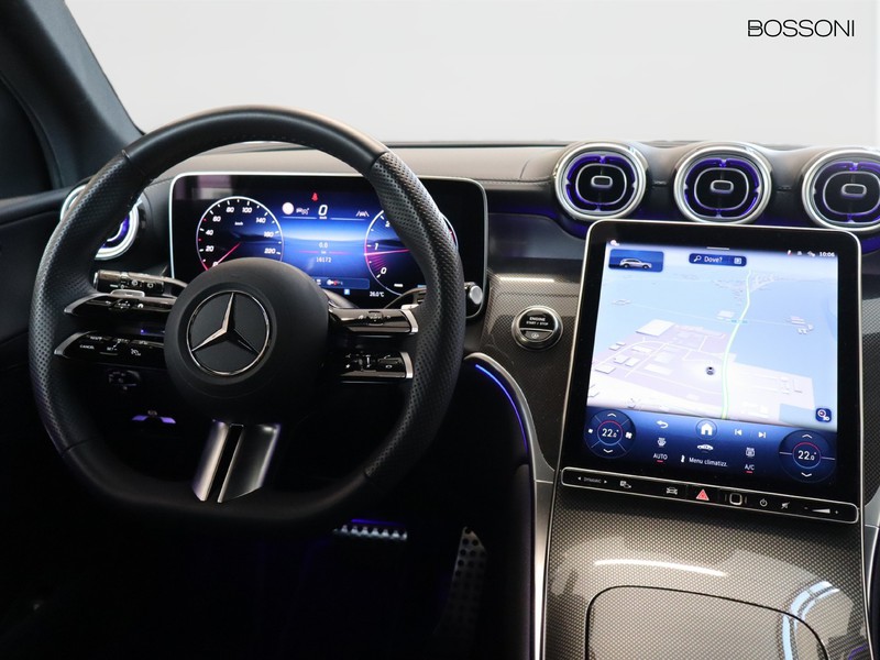13 - Mercedes GLC suv 220 d amg line premium 4matic 9g-tronic