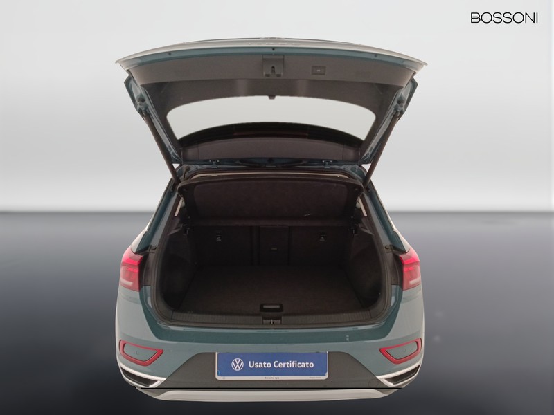 31 - Volkswagen T-Roc 1.5 tsi act style dsg