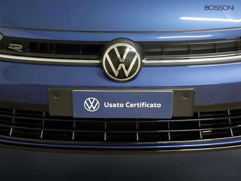 13 - Volkswagen Polo 1.0 tsi 95cv r line
