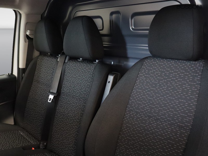7 - Mercedes Vans Vito furgone 110 cdi long pro