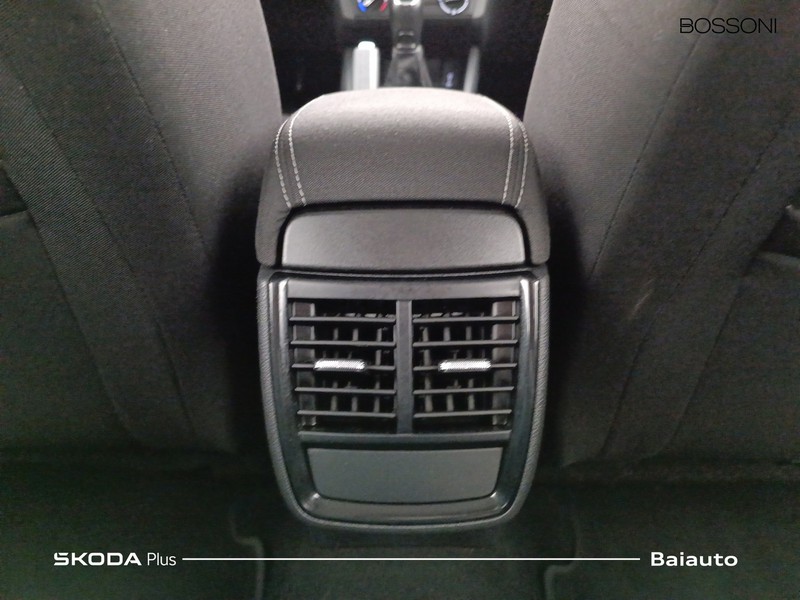 13 - Skoda Kamiq 1.0 g-tec 90cv ambition