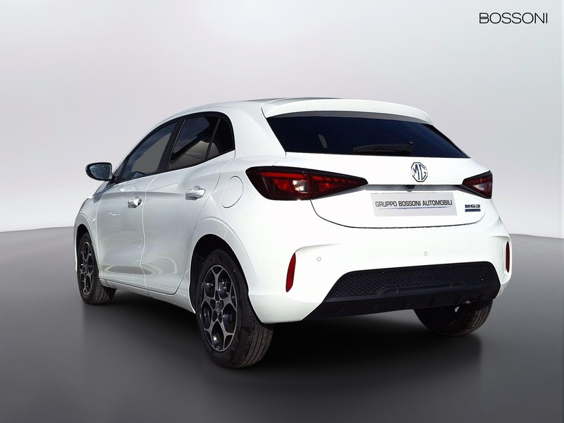 7 - Mg MG3 1.5 hybrid+ luxury